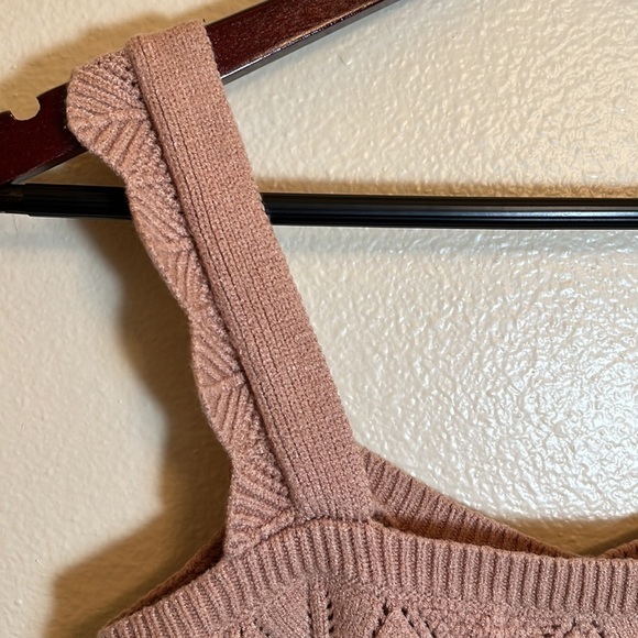 Hazel Moon Pink Knit Floral Cropped Tank Top - Picture 10 of 15